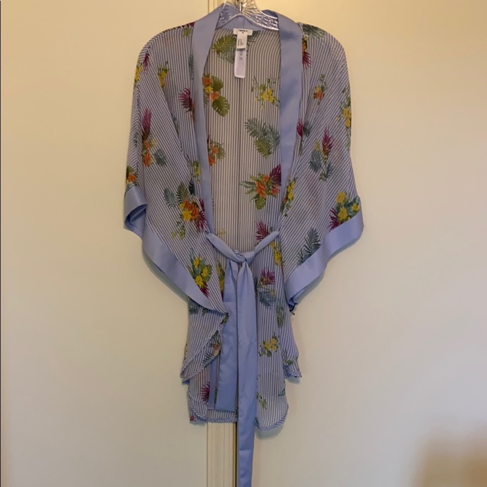 Super soft light weight bathrobe